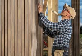 Best Siding Removal and Disposal  in Maumee, OH